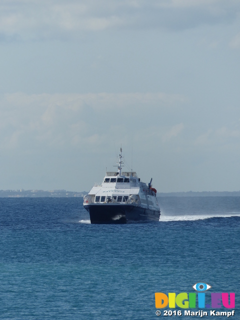 FZ026930 Fast ferry coming other way